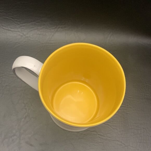 Bee   - Picture 3 of 4